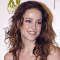 シルビア・アバスカル 『La Voz de su Amo』でのヌードシーン